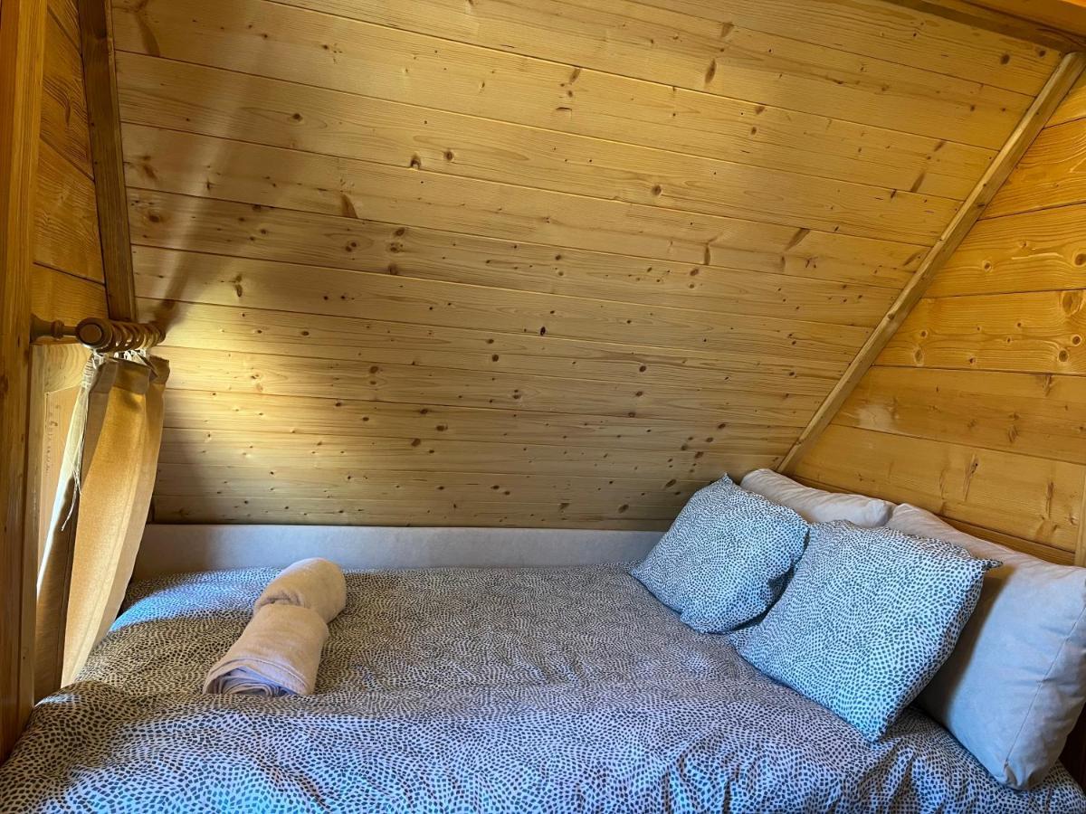 Apartmani Joka I Drvene Kucice 브르드니크 외부 사진