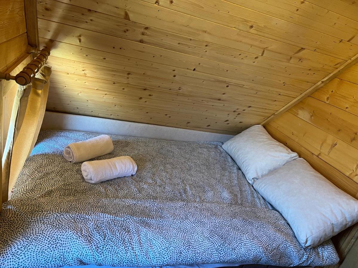 Apartmani Joka I Drvene Kucice 브르드니크 외부 사진
