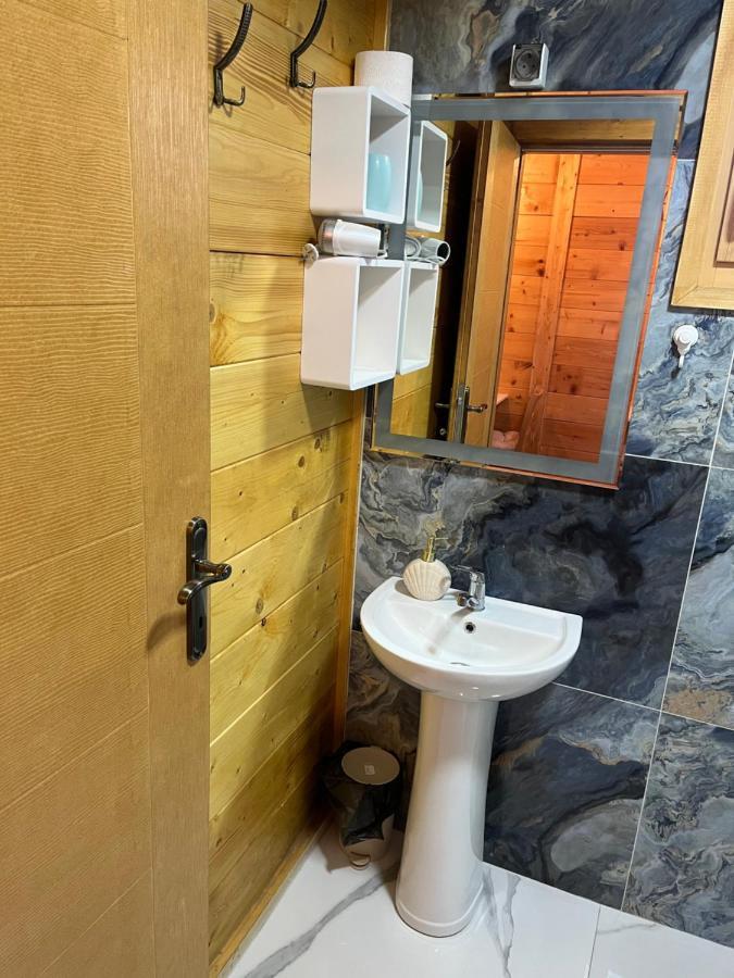 Apartmani Joka I Drvene Kucice 브르드니크 외부 사진
