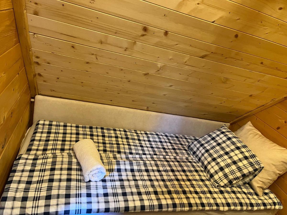 Apartmani Joka I Drvene Kucice 브르드니크 외부 사진