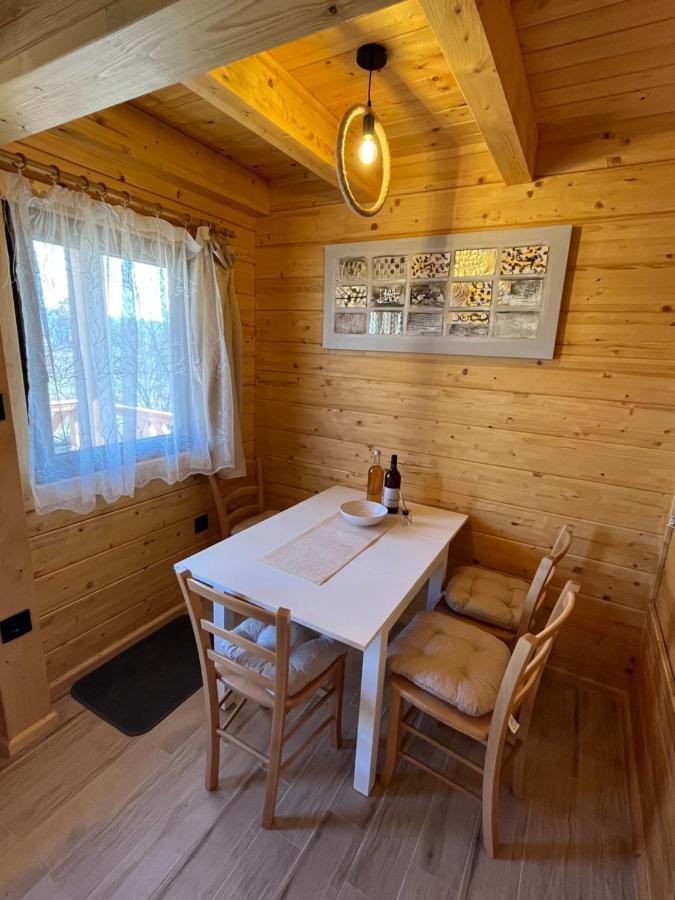 Apartmani Joka I Drvene Kucice 브르드니크 외부 사진