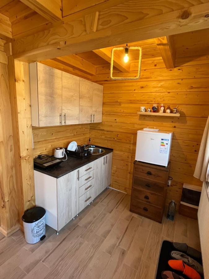 Apartmani Joka I Drvene Kucice 브르드니크 외부 사진